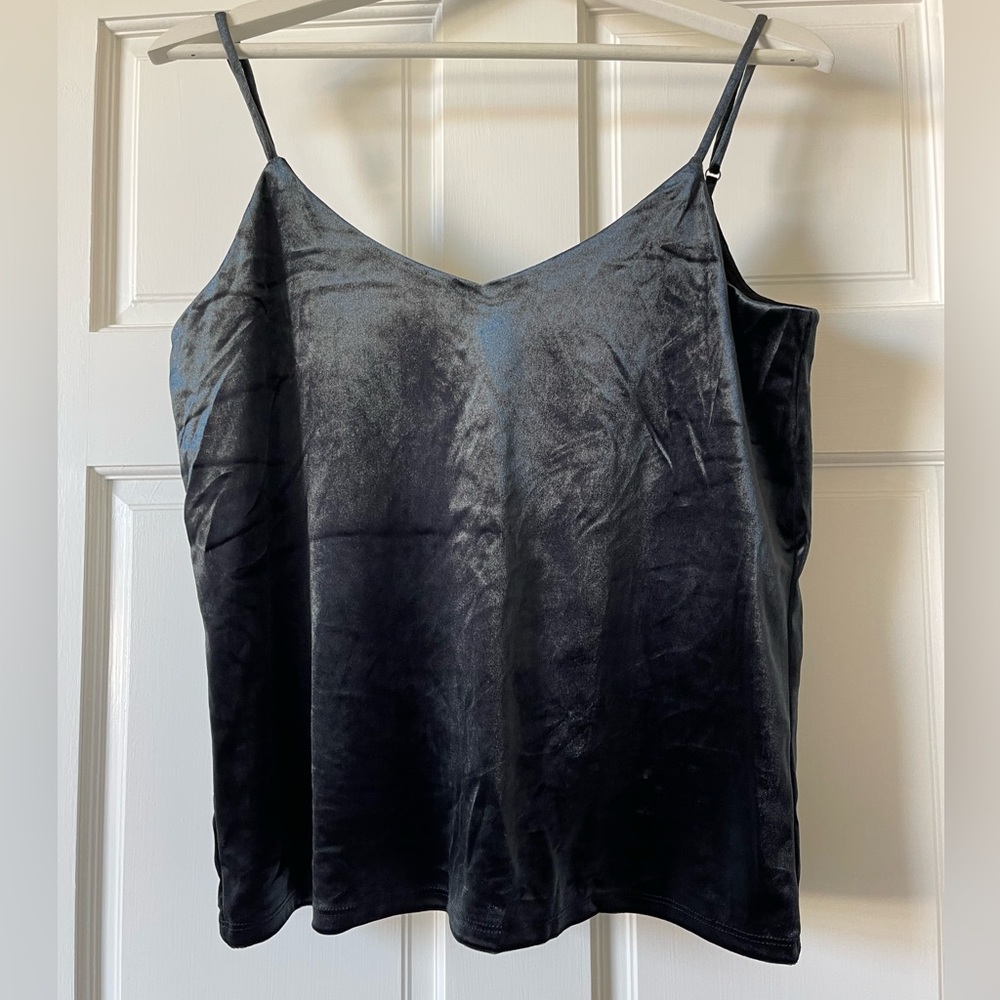 Black velvet camisole - Size small